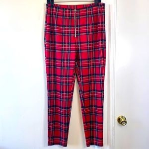 ‘Tis the season! Size L BNWOT Red Plaid Zip-up Acrylic Jegging pants/tights.